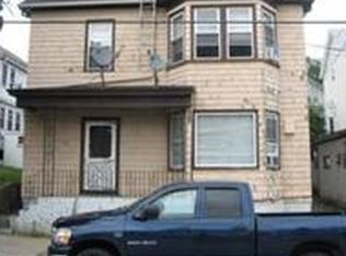 712 Eastern Ave, Fall River, MA 02723
