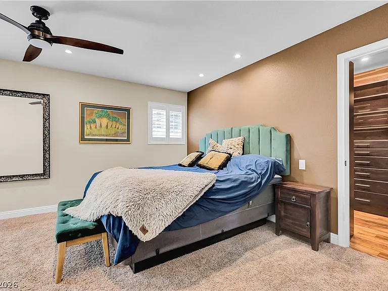 2712 W Oakey Blvd — Photo 20