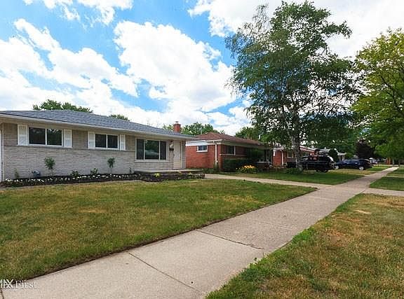 4th image of 1334 Fontaine Ave
