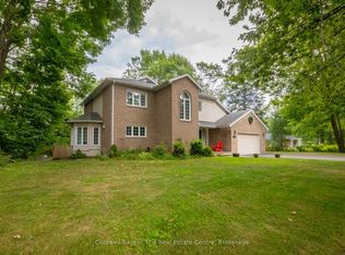 110 Forest Glen Dr, Gravenhurst, ON P1P 1A1