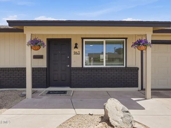 963 W HILLVIEW Street, Mesa, AZ 85201