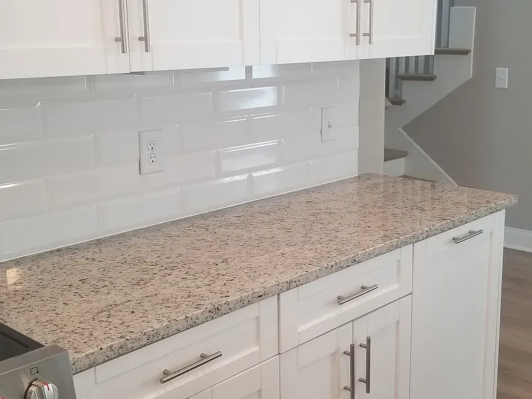 1121 Lawrence Ave #6 — Photo 14