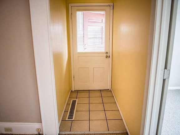 2nd image of 617-19 Brown Ave
