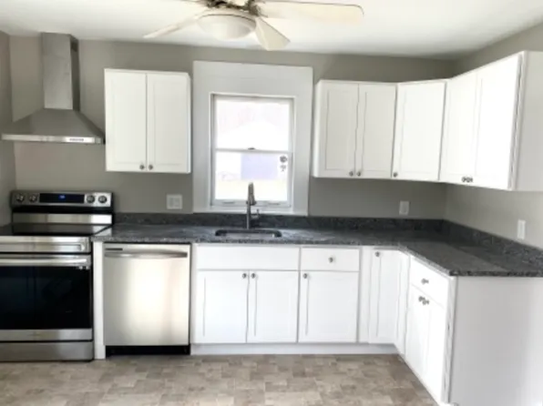 333 Village St #1, Millis, MA 02054