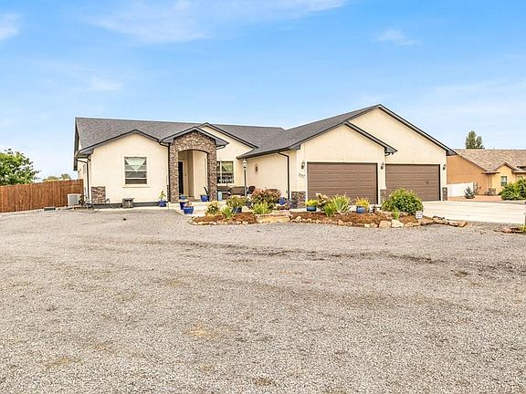 5th image of 1557 Antonio Ct