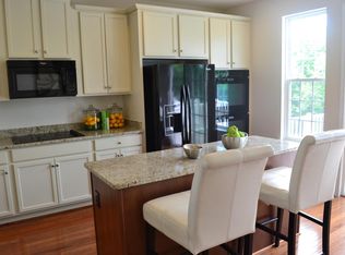 8374 Scotland Loop #9, Manassas, VA 20109