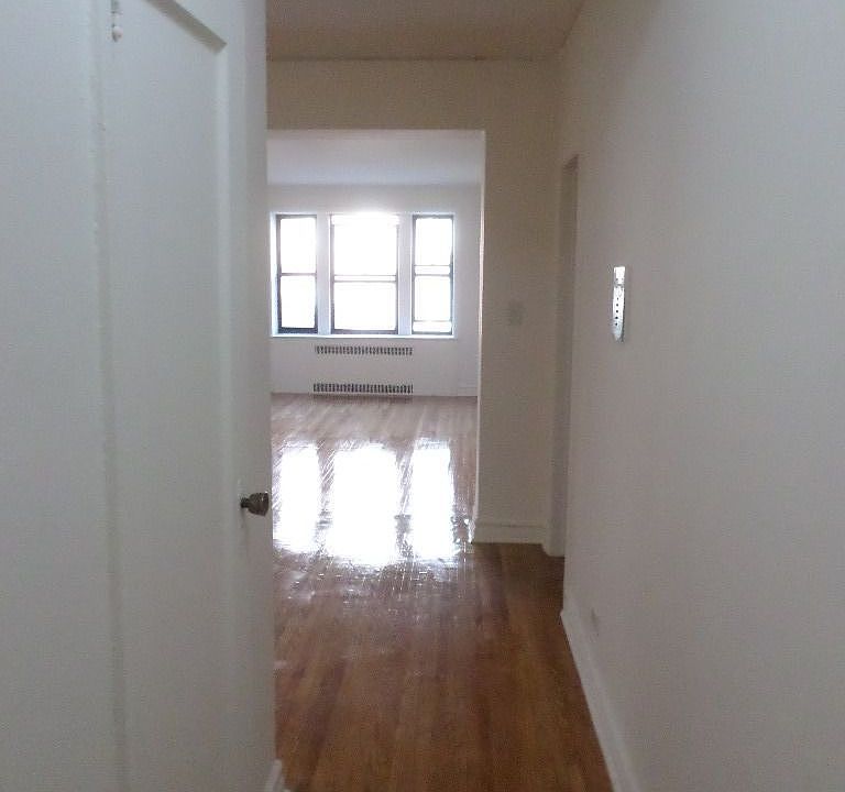 1st image of 3546 74th St APT 325