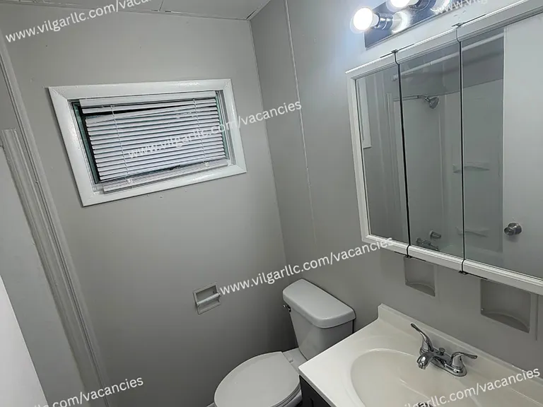 4200 Jefferson St — Photo 14