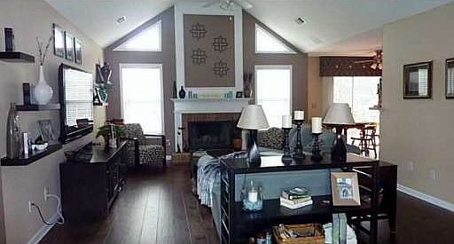 2nd image of 770 Sylvania Trl SE