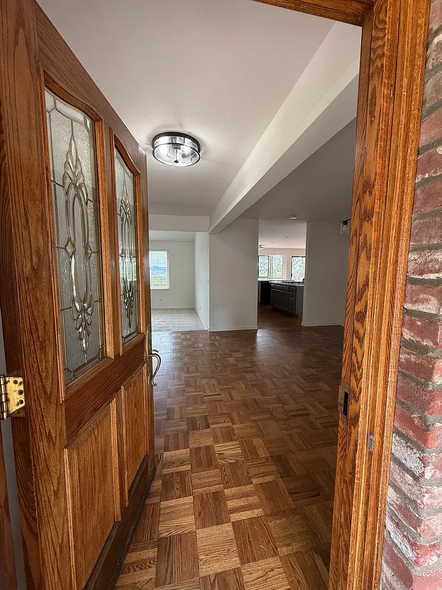 Building Photo - 83 Blanca Dr