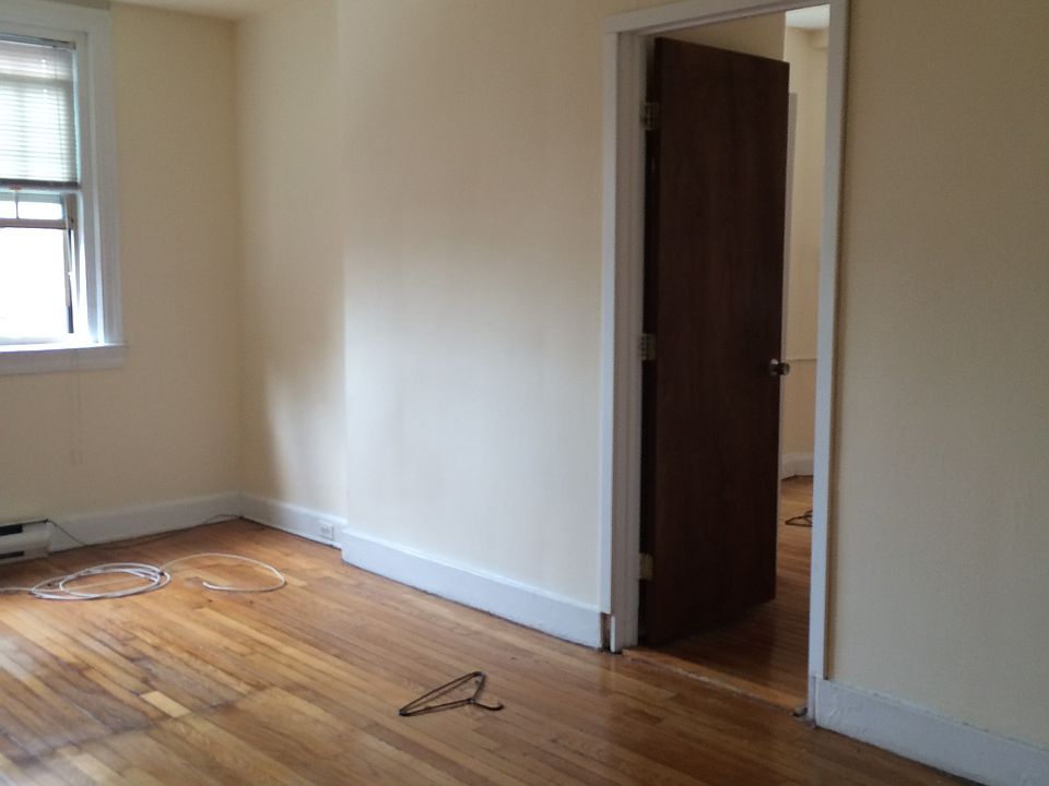 1st image of 247 N Juniper St #603