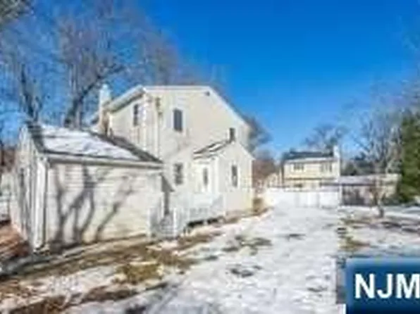 (undisclosed Address), West Milford, NJ 07480