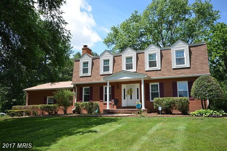 1st image of 4564 Lawnvale Dr