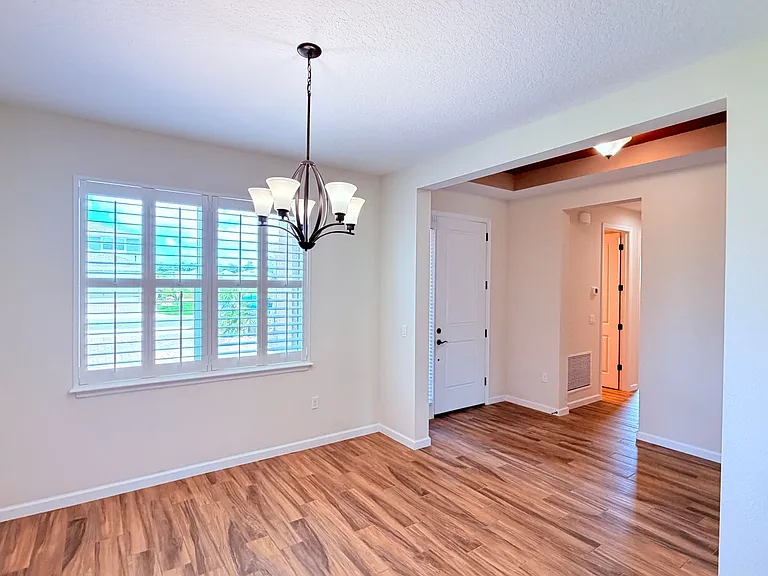 1102 S Victoria Hills Dr S — Photo 27