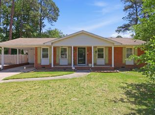 1011 Bingham Dr, Fayetteville, NC 28304