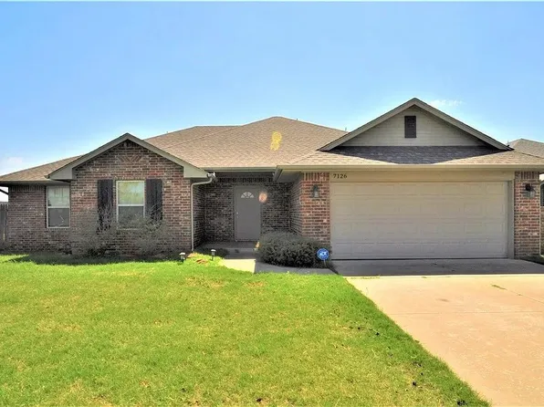7126 Cherokee Ct, Warr Acres, OK 73132