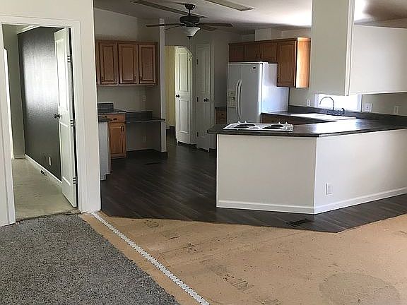 2nd image of 1307 1150n Ave