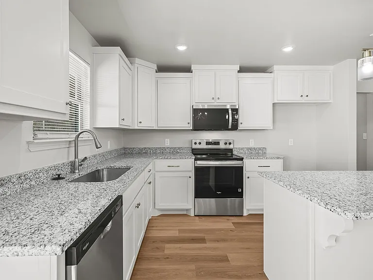 223 N FM 789 #B — Photo 4