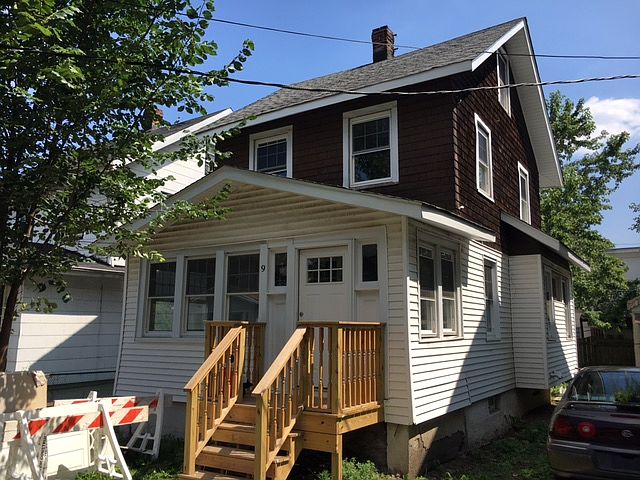 1st image of 9 Taylor Ct