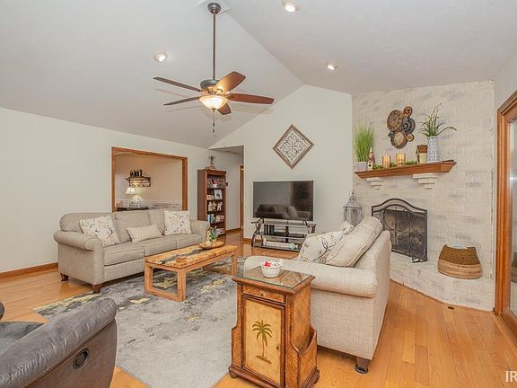 4th image of 3344 Westhampton Dr