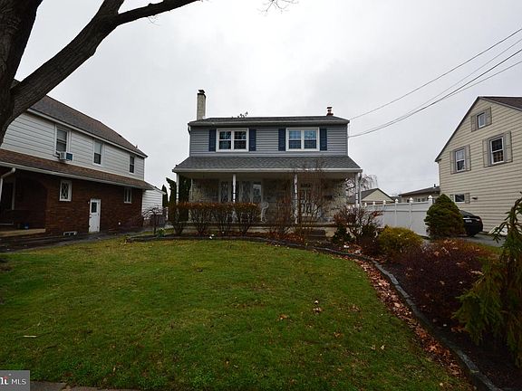 2nd image of 417 Tasker St