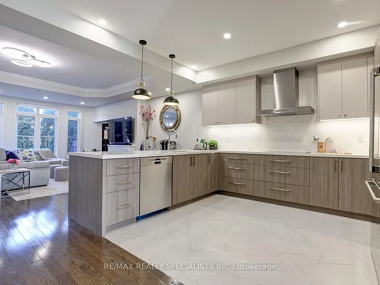 85 Church St #8 — Photo 14