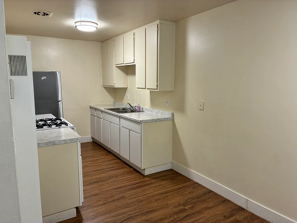 Building Photo - 7816 Sayonara Dr #A