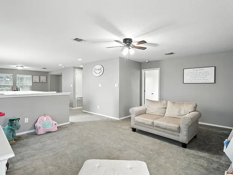 208 Gatewood Clf — Photo 21