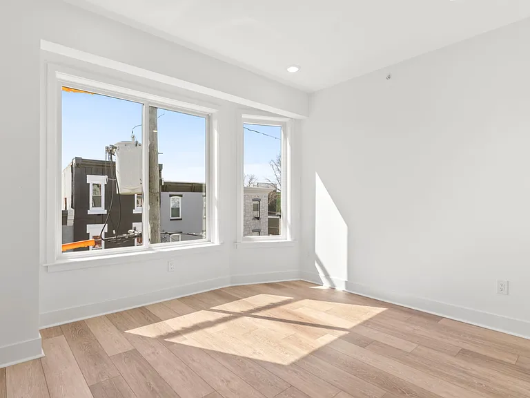 Brand New Apartments In Brewerytown — Photo 7