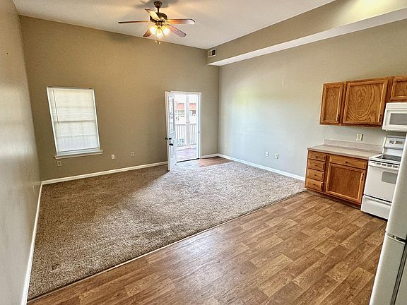 4th image of 509 W Penn Ave APT 3