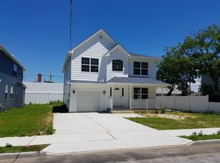 35 Lois Pl, Valley stream, NY 11580