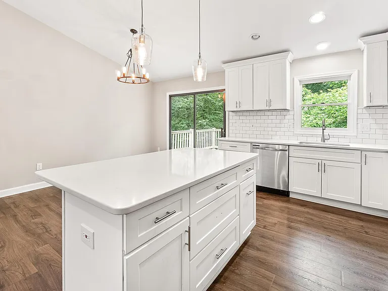 10788 Forest Edge Cir — Photo 6