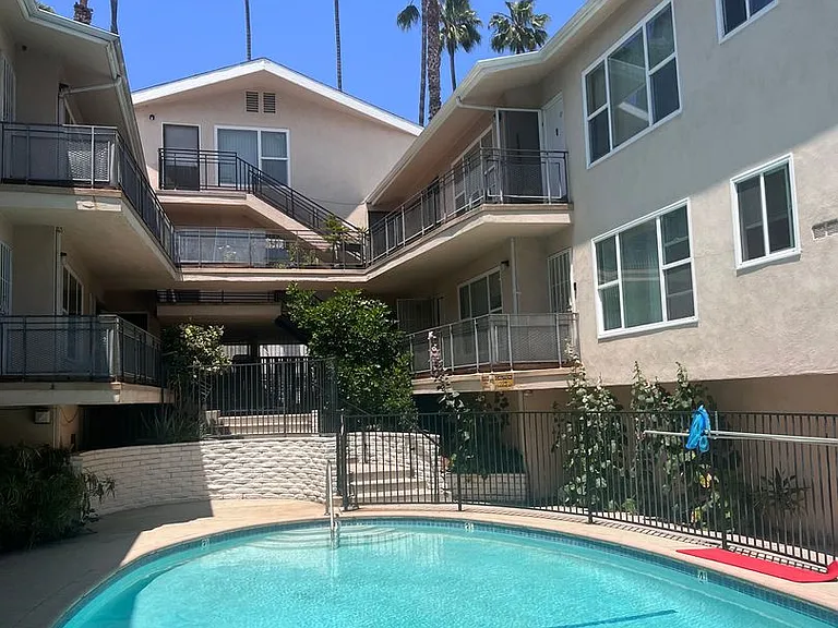 5350 Russell Avenue — Photo 8