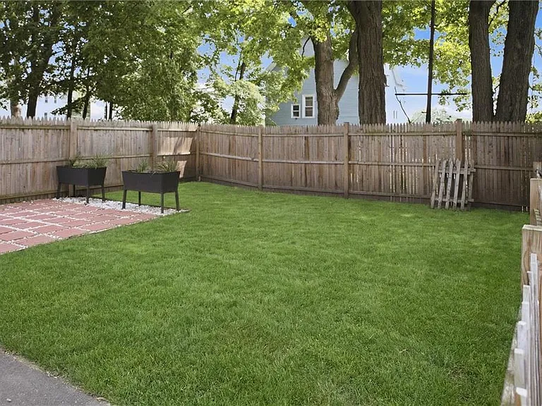 49 Huber Ave — Photo 2