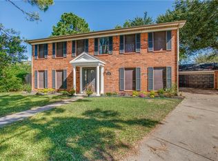 3300 Manchester Cir, Bedford, TX 76021