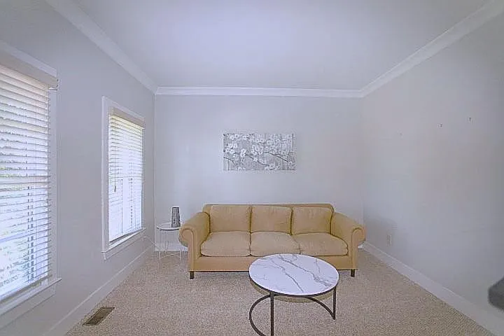 1285 Martin St SE — Photo 3