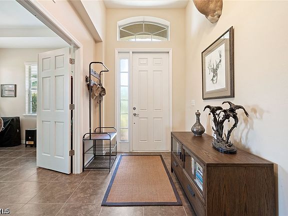 4th image of 2466 Ashbury Cir