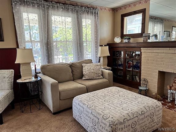 2nd image of 44 Ashton Pl