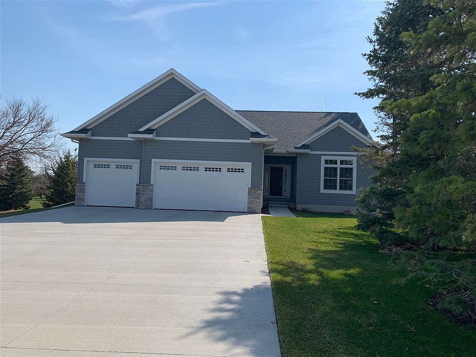 1st image of 707 Melendy Ln