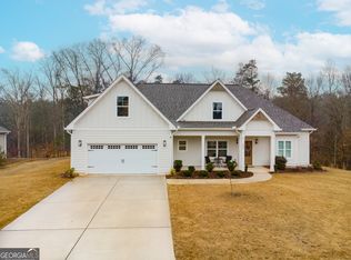 153 Shadyfield Ln, Bishop, GA 30621