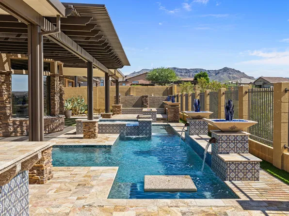 2325 N ATWOOD Circle, Mesa, AZ 85207