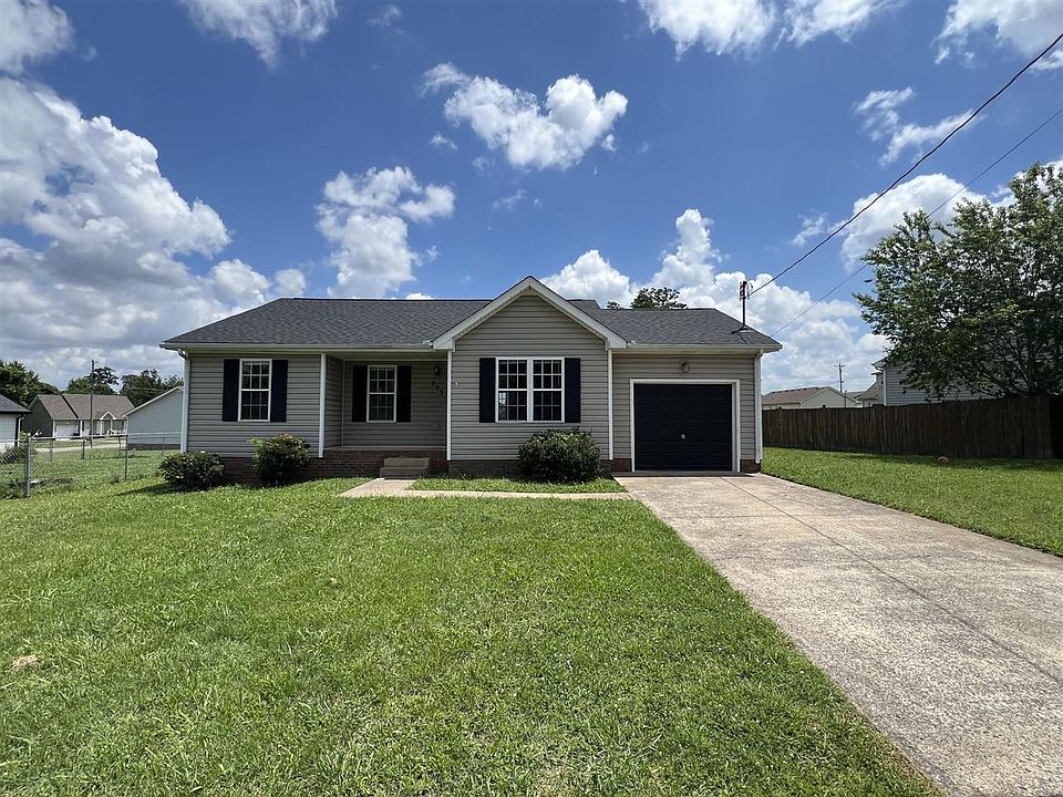 1st image of 303 Pappy Dr