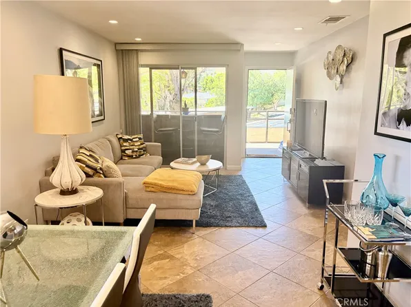 510 N Villa Ct, Palm Springs, CA 92262