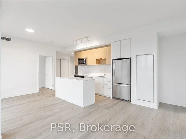 4365 Bloor St W #509 — Photo 5