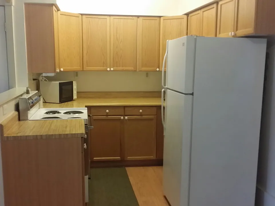 614 W Colfax Ave #3