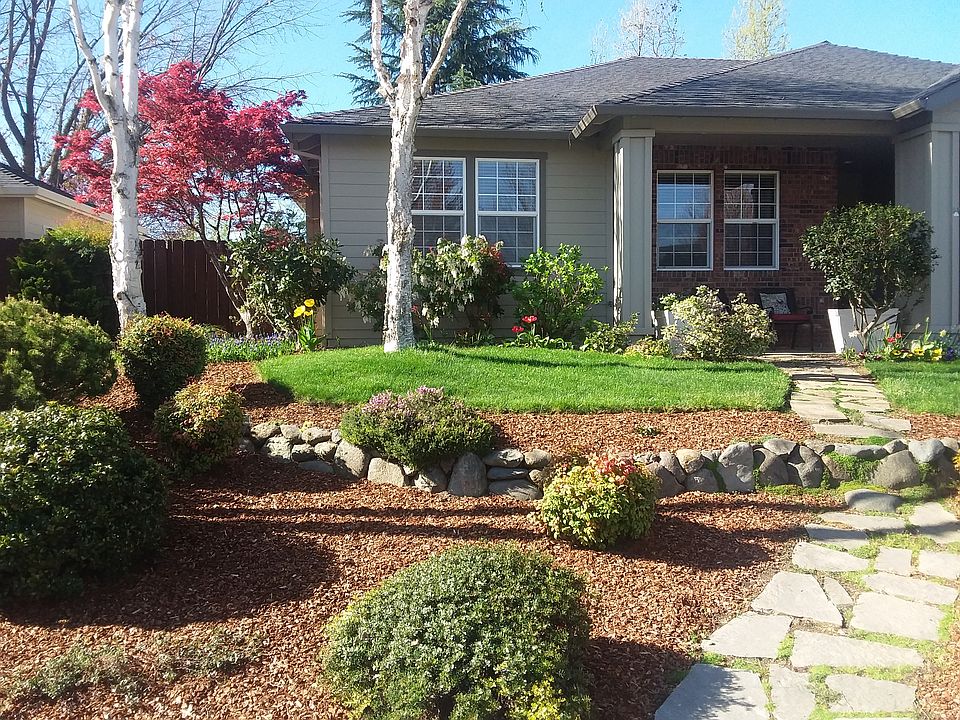 1st image of 1949 Woodside Dr