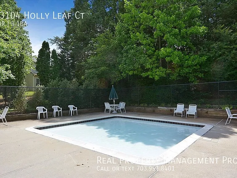 13104 Holly Leaf Ct — Photo 19