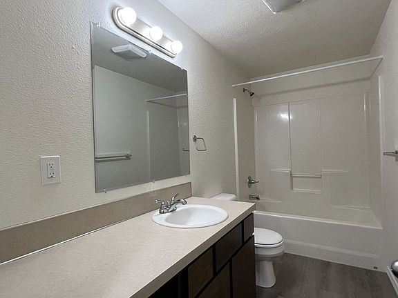 3rd image of 3678 SE Daren Dr
