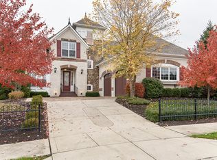 12075 Sanctuary Blvd, Zionsville, IN 46077