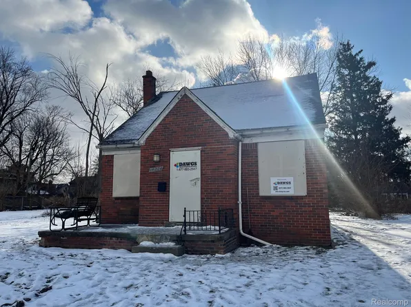 14274 Kilbourne St, Detroit, MI 48213